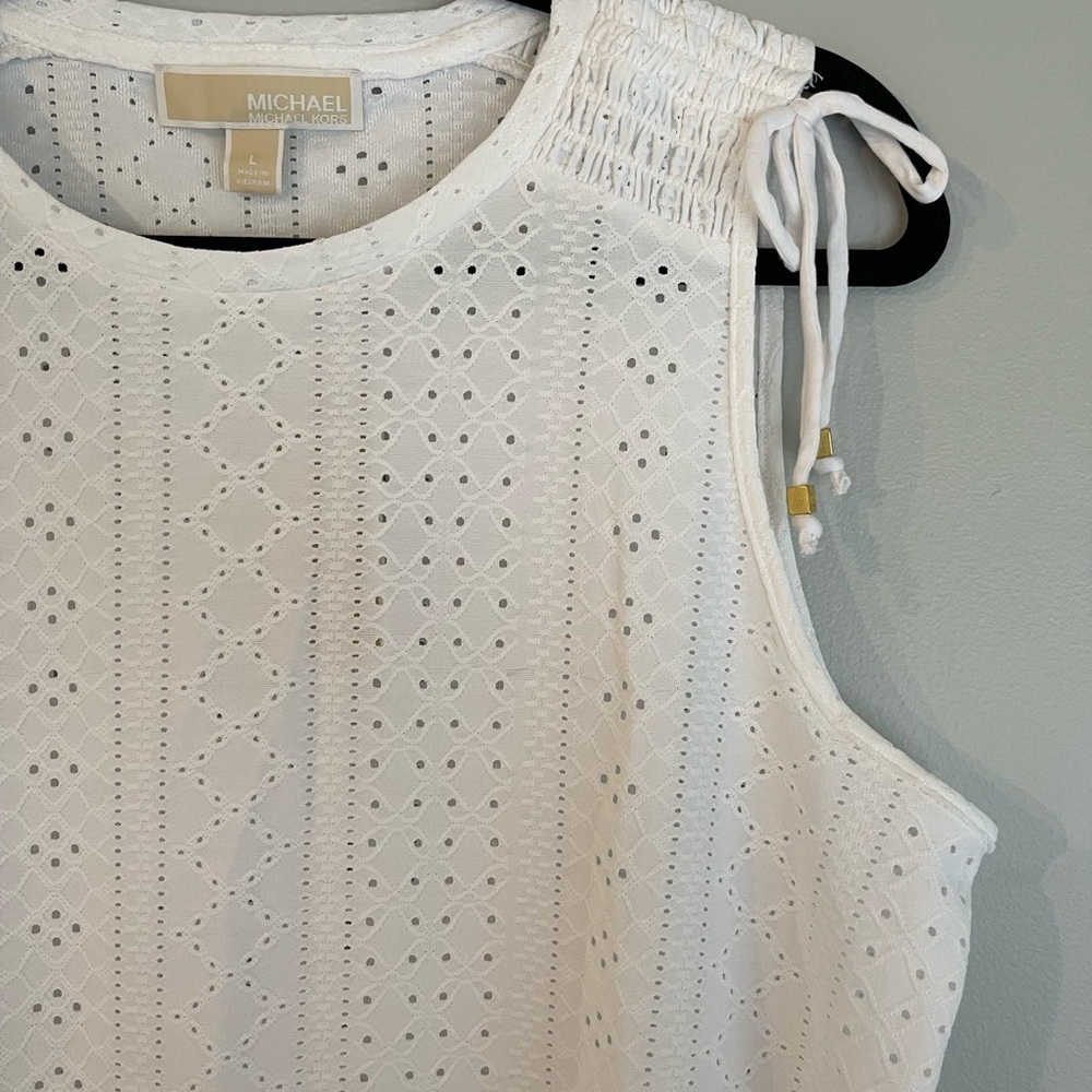 michael Kors Eyelet Peplum Sleeveless Top - Picture 2 of 11